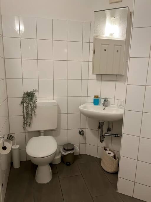 Apartment Zentral, Geraeumig, Messe Nah! Be2r *