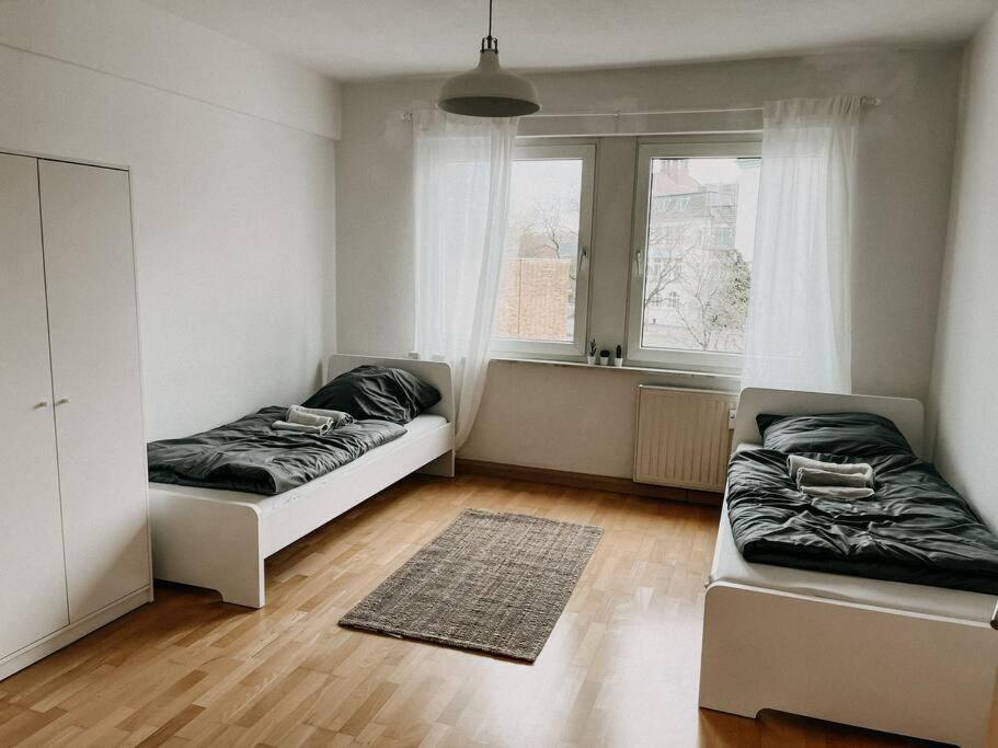 Apartment Zentral, Geraeumig, Messe Nah! Be2r
